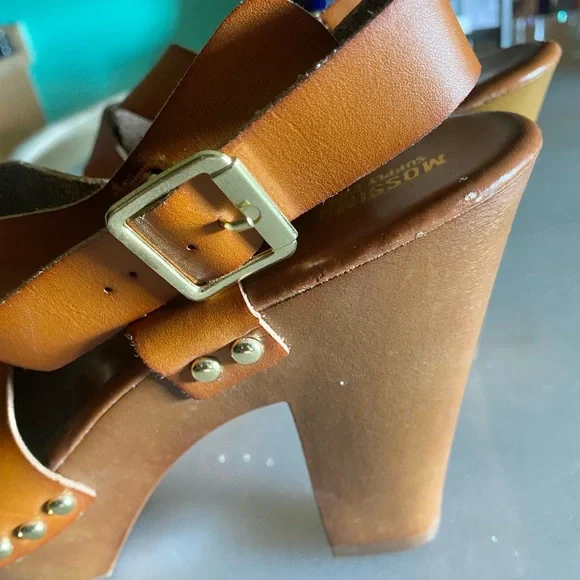 Mossimo Supply Co. Brown Platform Sandals - Picture 11 of 12